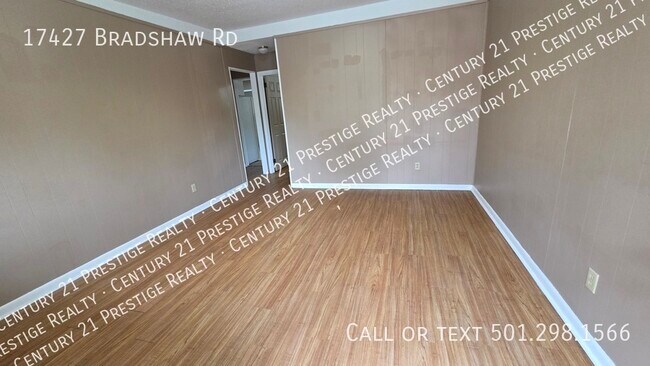 Foto del edificio - 17427 Bradshaw Rd