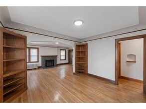 Building Photo - 4253 N James Ave