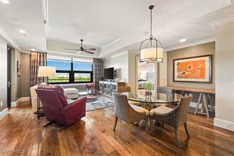 Building Photo - 9115 Strada Pl