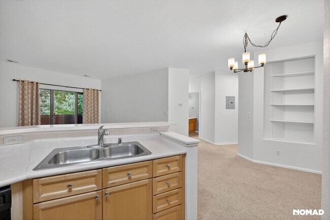 Foto del edificio - 7408 S Alkire St