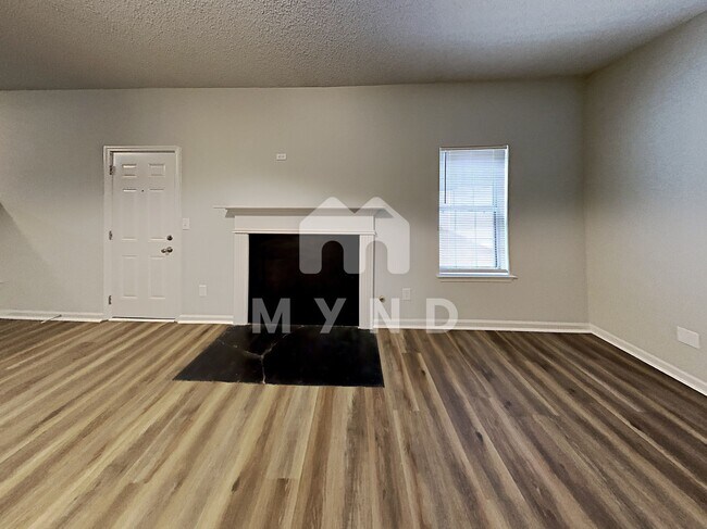 Building Photo - 5310 Salem Springs Dr