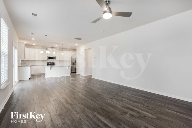 Building Photo - 503 Carronade Ct