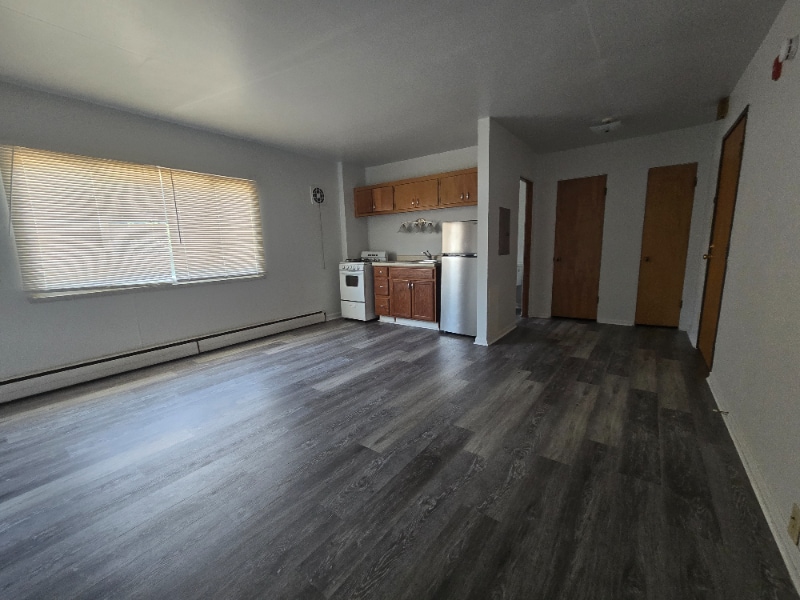 Building Photo - 6166 S Packard Ave