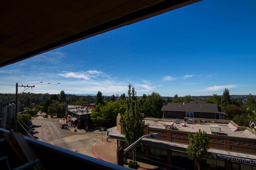 balcony view - 5410 Keystone Pl N