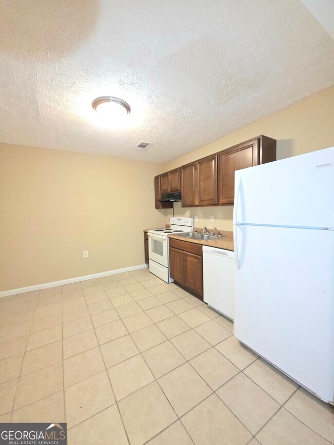 Foto del edificio - 209 E Wilson St