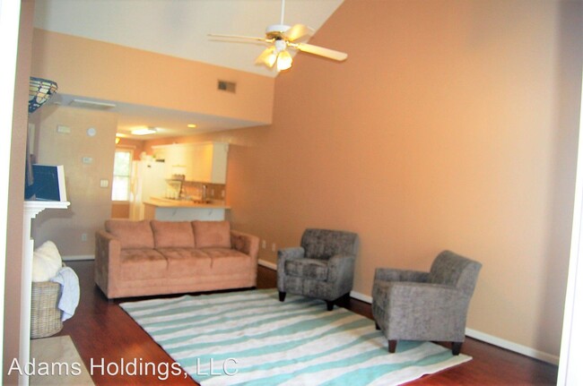 Building Photo - 2 br, 2 bath House - 7533 Spencer Lane