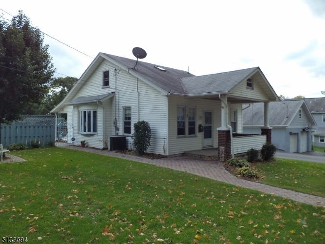 7 Sinclair Ave, Phillipsburg, NJ 08865 House Rental in Phillipsburg