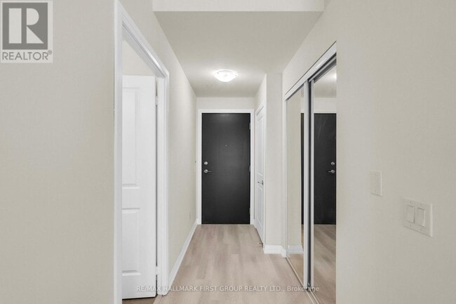 Building Photo - 3260 Sheppard Ave E