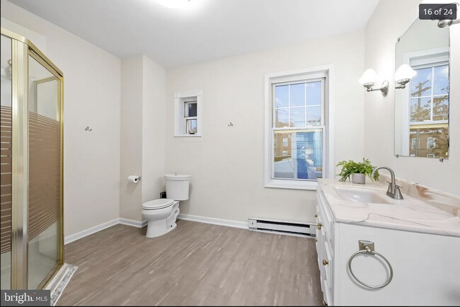 Foto del edificio - 1641 S Hanover St