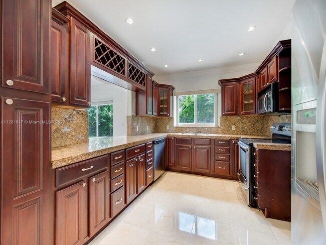 Foto del edificio - 1410 Bird Rd