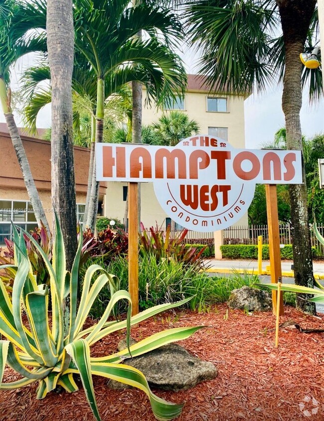 Building Photo - 8020 Hampton Blvd