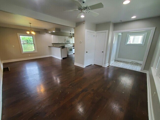 Foto del edificio - 511 Umatilla St SE