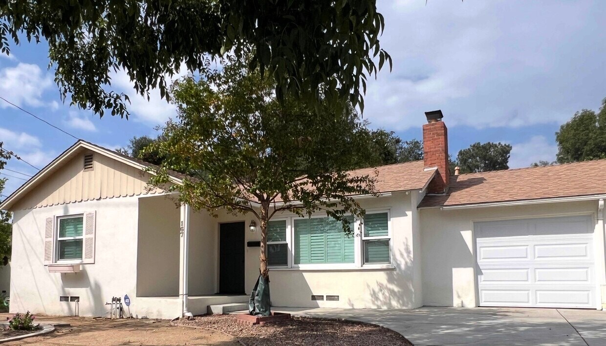 Foto principal - 167 E San Jose Ave