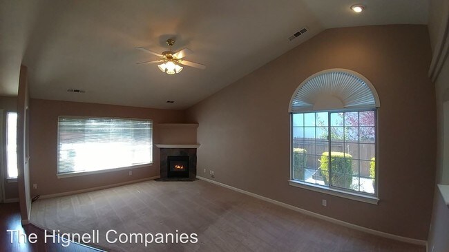 Building Photo - 3 br, 2 bath House - 1722 Record Lane