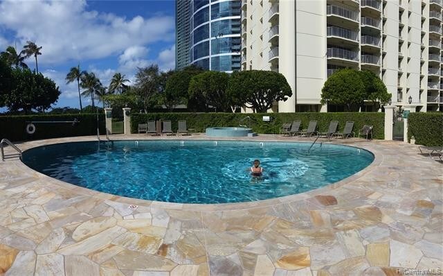 Foto del edificio - 1350 Ala Moana Blvd
