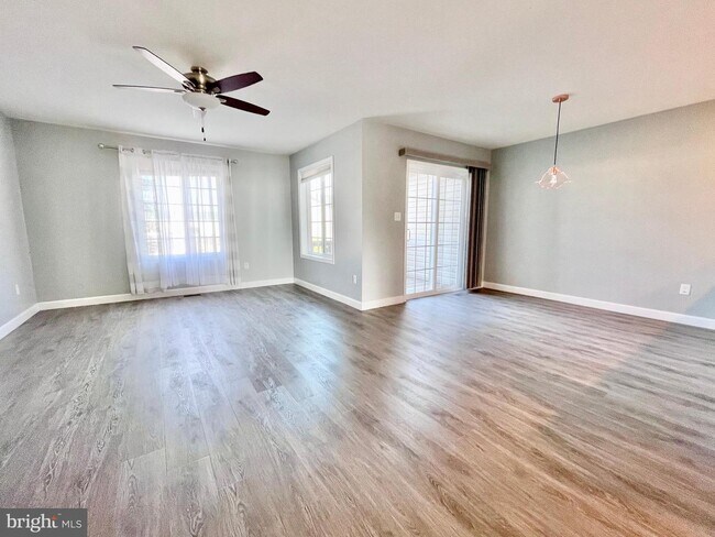 Building Photo - 295 Wynsome Blvd