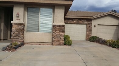 Building Photo - 3373 E Hidden Springs Dr