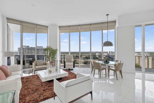 Building Photo - 4100 Island Blvd