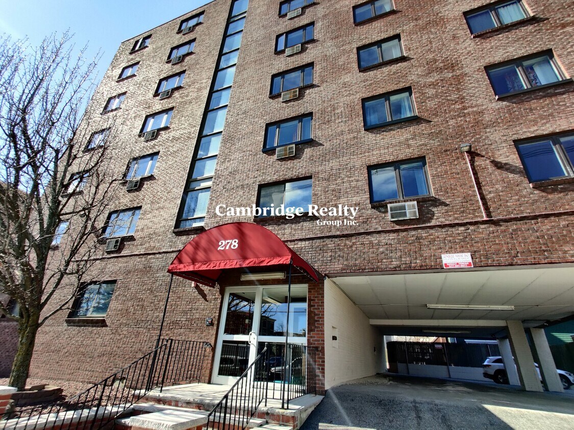 Primary Photo - 278 Beacon St