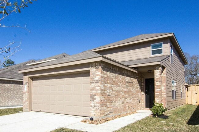 Building Photo - 380 Upper Creek Dr