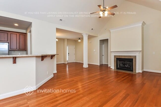 Foto del edificio - 359 Hocutt Farm Dr