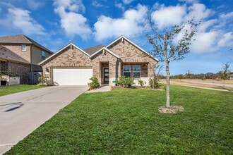 Building Photo - 1202 Oak Barrel Run