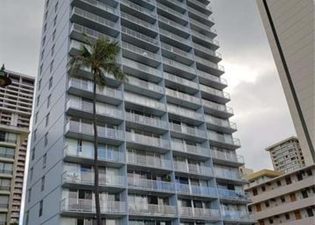 Building Photo - 2233 Ala Wai Blvd
