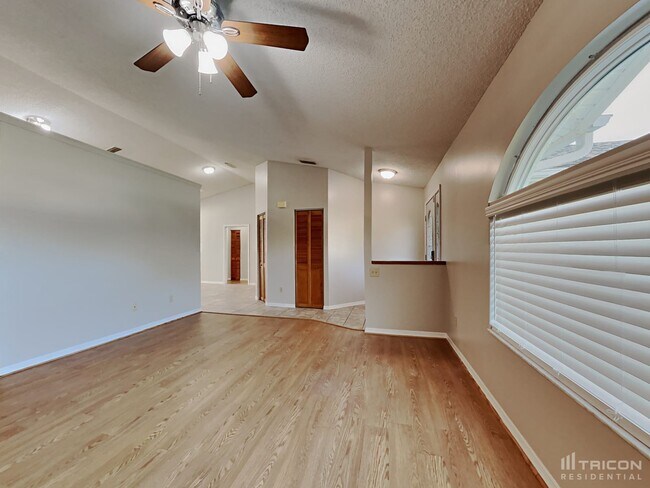 Foto del edificio - 834 4th Ave N