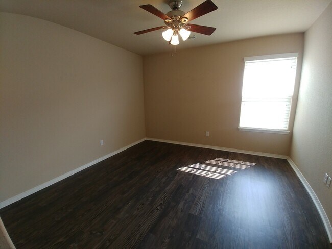 Foto del edificio - 4468 W Sweetgum Ln