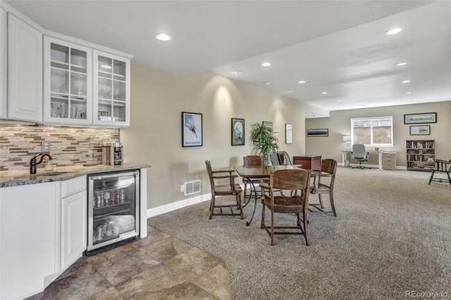 Building Photo - 16023 Torreys Way