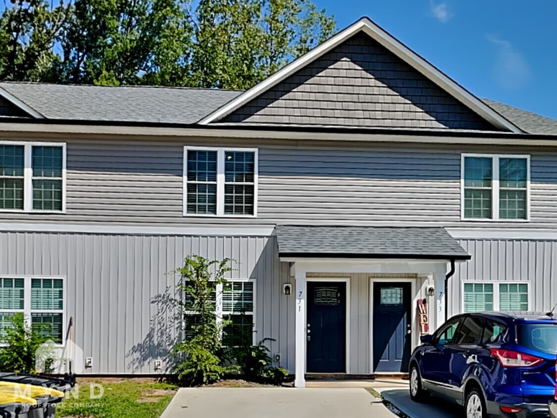 Foto principal - 731 Hillside St
