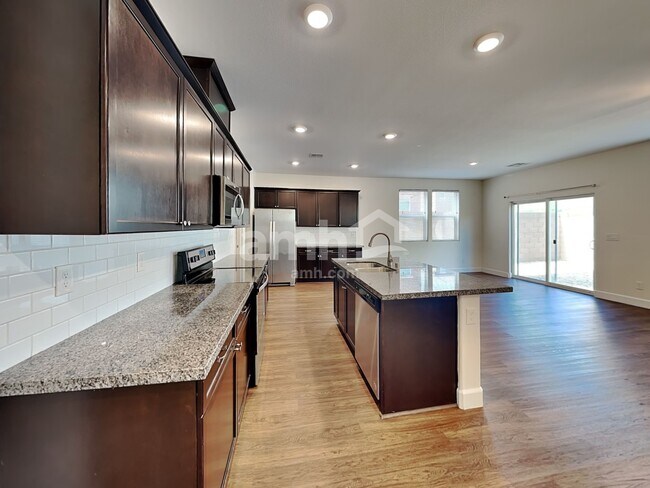 Foto del edificio - 9289 Baylee Bay Court