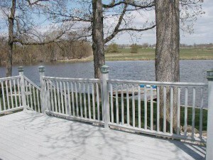 Building Photo - W4480 Riverview Rd