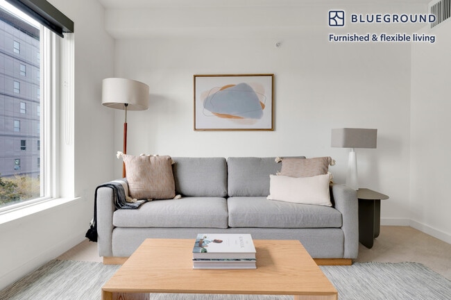 Foto del edificio - 10349 NE 10th St