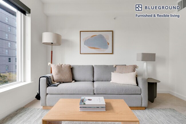 Foto del edificio - 10349 NE 10th St