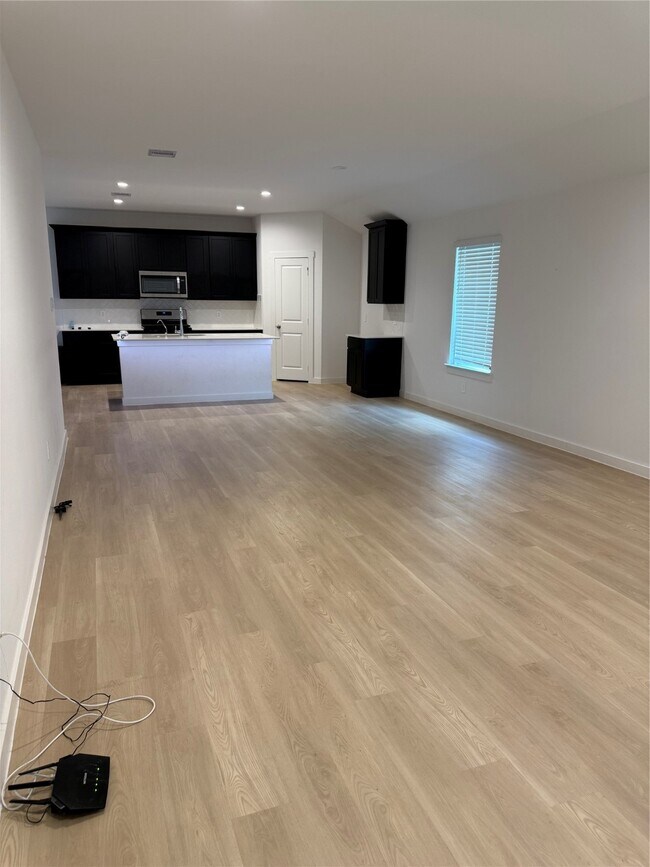 Building Photo - 1543 Merulana Lane