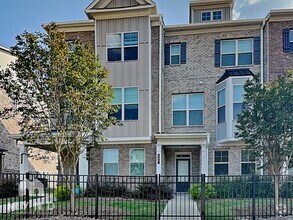 Building Photo - 597 Fundao Ln