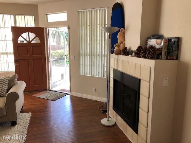 Building Photo - 2 br, 2 bath Condo - 11460 Caminito La Bar
