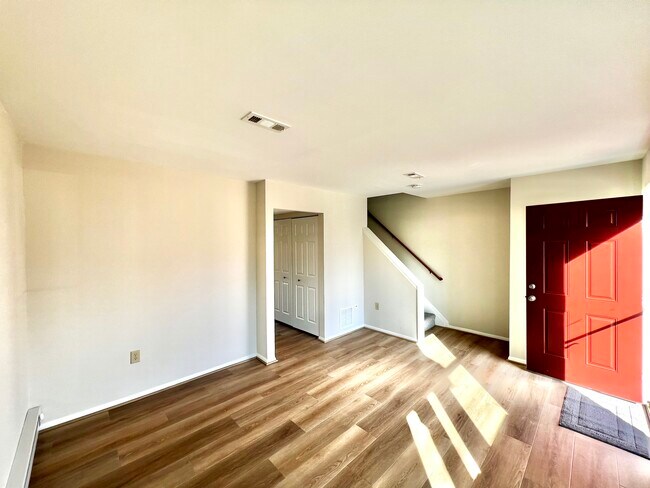 Foto del edificio - 167 Stonegate Dr