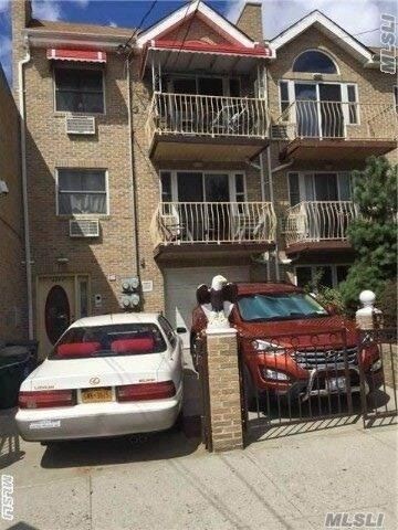 Foto principal - 48-84-84 37th St