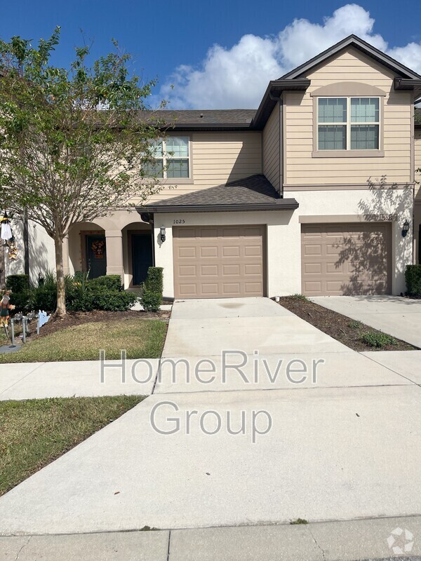 Building Photo - 1025 Pavia Dr