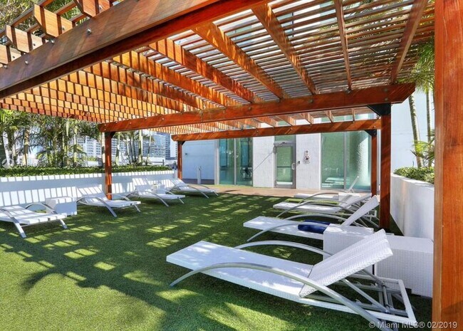 Foto del edificio - 92 SW 3rd St