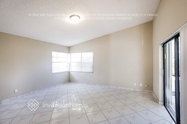 Foto del edificio - 10663 NW 32nd Ct