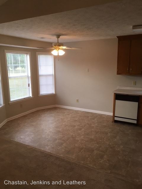 Building Photo - 3 br, 2 bath House - 461 Hammond Rd.