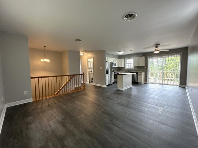 Foto del edificio - Single Family Home in Wakefield Valley