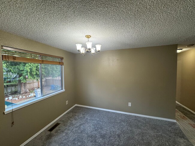 Building Photo - Spacious Covington Home with all New Appliances, Fresh Paint and Large Fenced Yard!