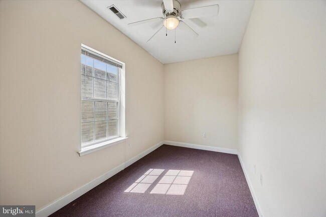 Foto del edificio - 1843 N 18th St