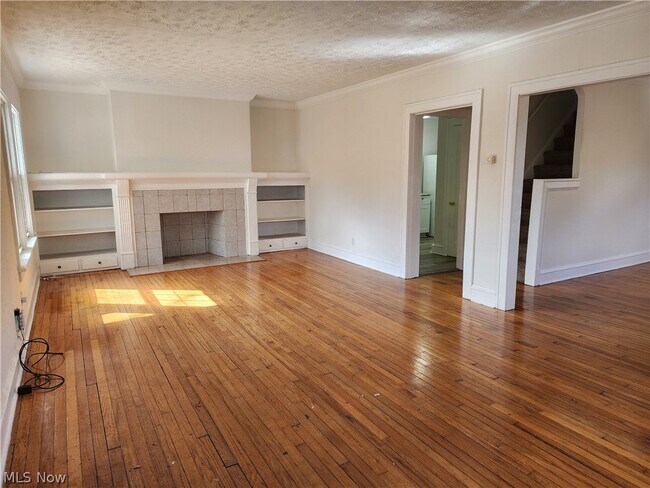 Foto del edificio - 2060 Rossmoor Rd