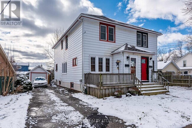 Photo du bâtiment - 65 Elgin St E