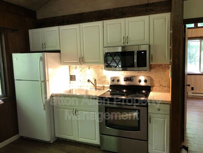 Building Photo - 50 A Woodhaven Rd